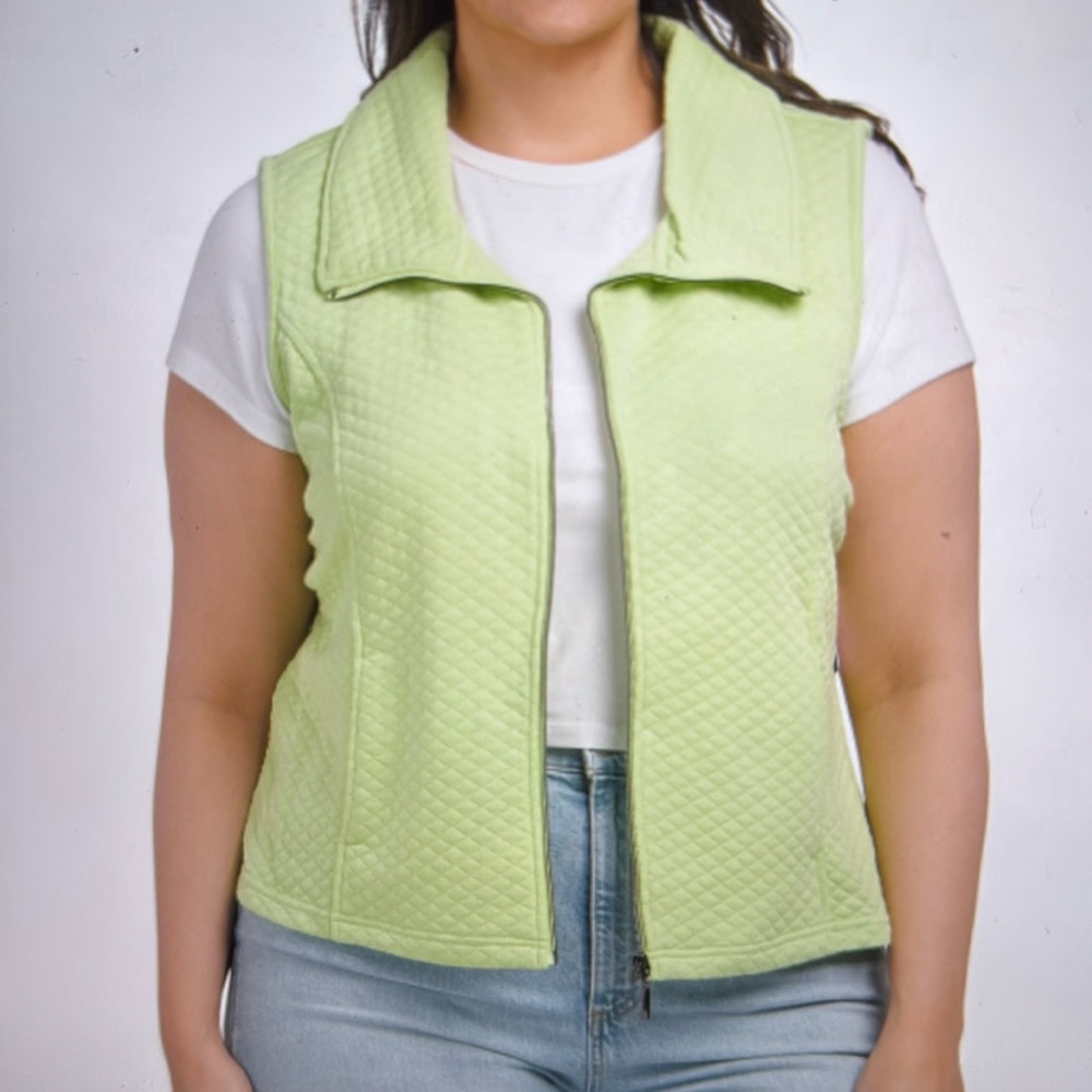 New OnQue plus texture knit vest.